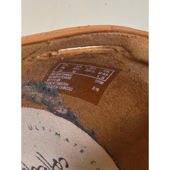 Collection By Clarks Womens Brown Leather Slip on Basket Weave Comfort Size 8.5M - Picture 9 of 10